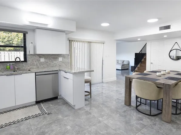 8204 SW 23rd Street #D, North Lauderdale, FL 33068