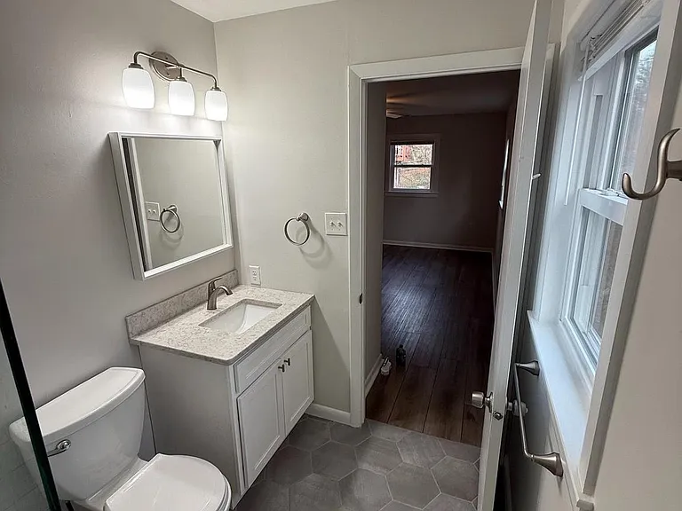 874 Oakdale Dr — Photo 16