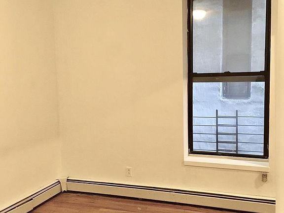 5th image of 608 Saint Nicholas Ave APT 3R