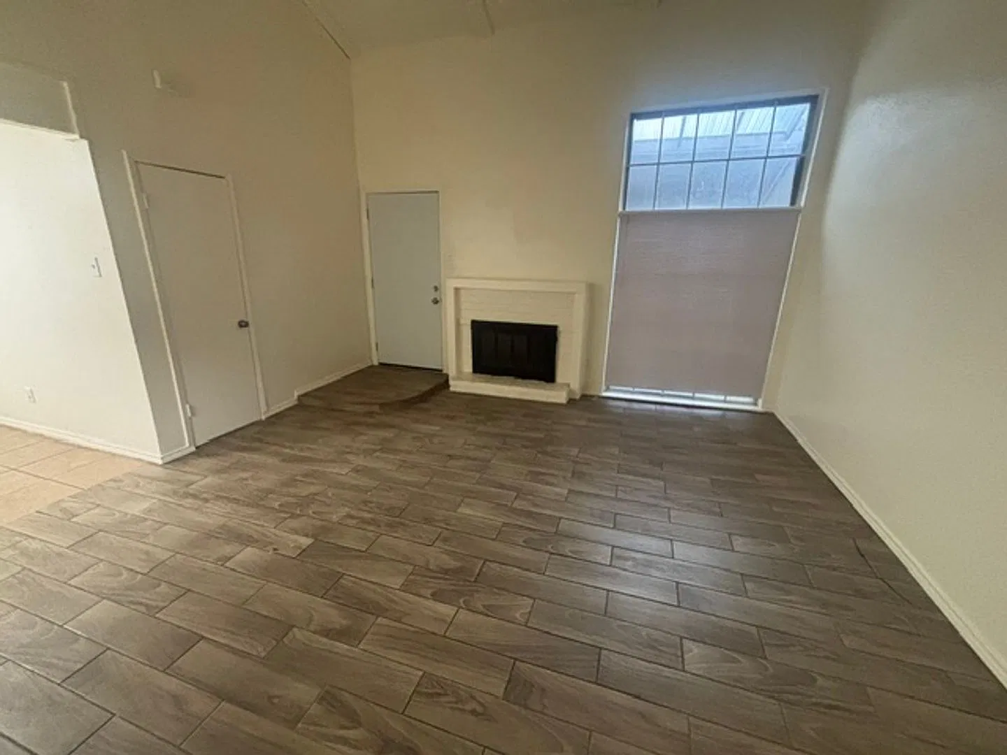 2 story townhome. — Photo 3