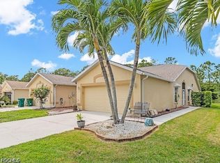 5313 Whitten Dr #84, Naples, FL 34104