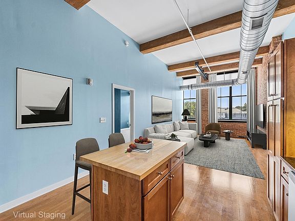 3rd image of 160 Fremont St Unit 308