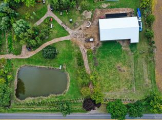 3222 E Haslett Rd, Williamston, MI 48895