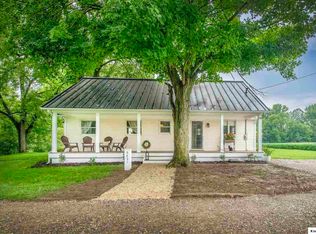 9831 Green Valley Rd, Fredericktown, OH 43050