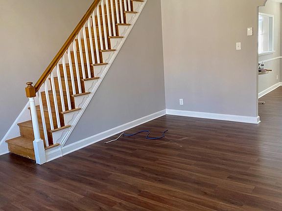 4th image of 4236 Chippendale St