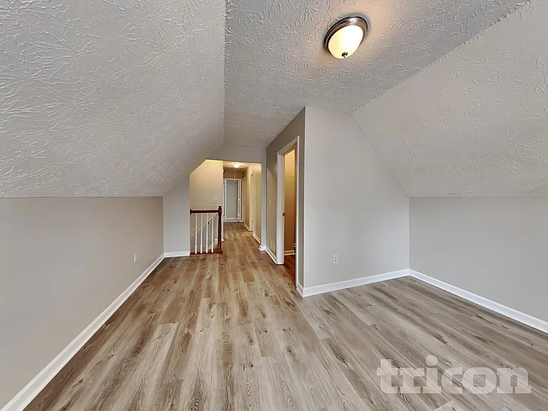 1475 Watercrest Cir — Photo 15