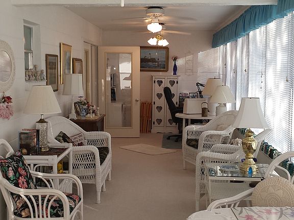 5th image of 8920 SW 93rd Ln Unit B