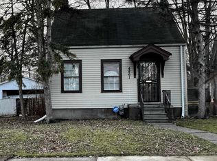 4861 Farmbrook St, Detroit, MI 48224