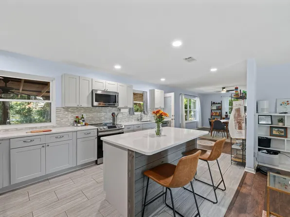 112 Alden Dr, Fort Walton Beach, FL 32547