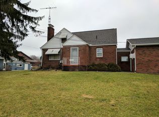 13312 Cleveland Ave NW, Uniontown, OH 44685