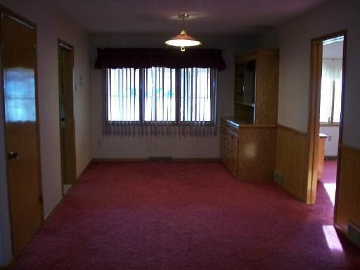 5th image of 505 N Main St