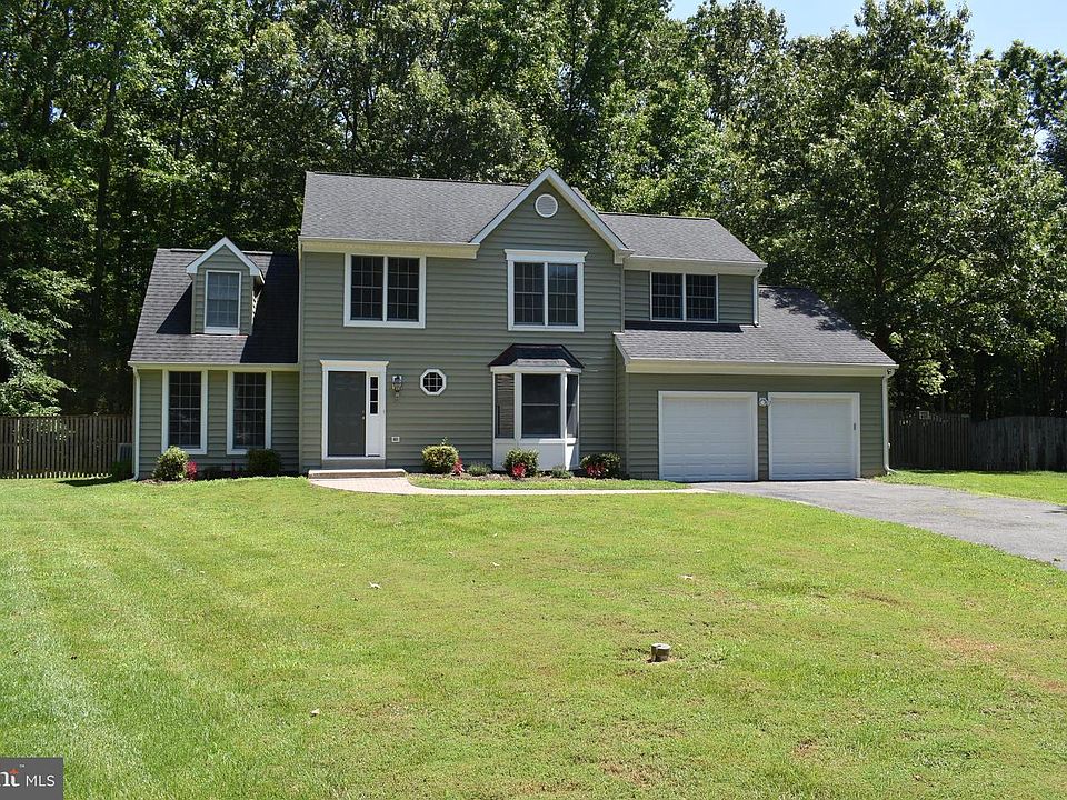 1st image of 923 Judge Ct E