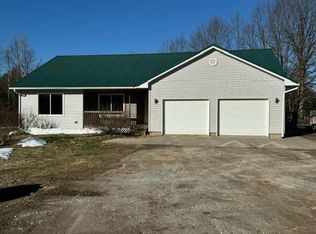 2879 W 112th St, Grant, MI 49327