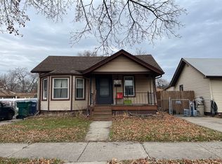 1534 Paris Ave, Lincoln Park, MI 48146