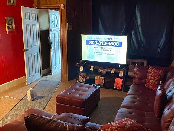 3rd image of 1627 Womrath St