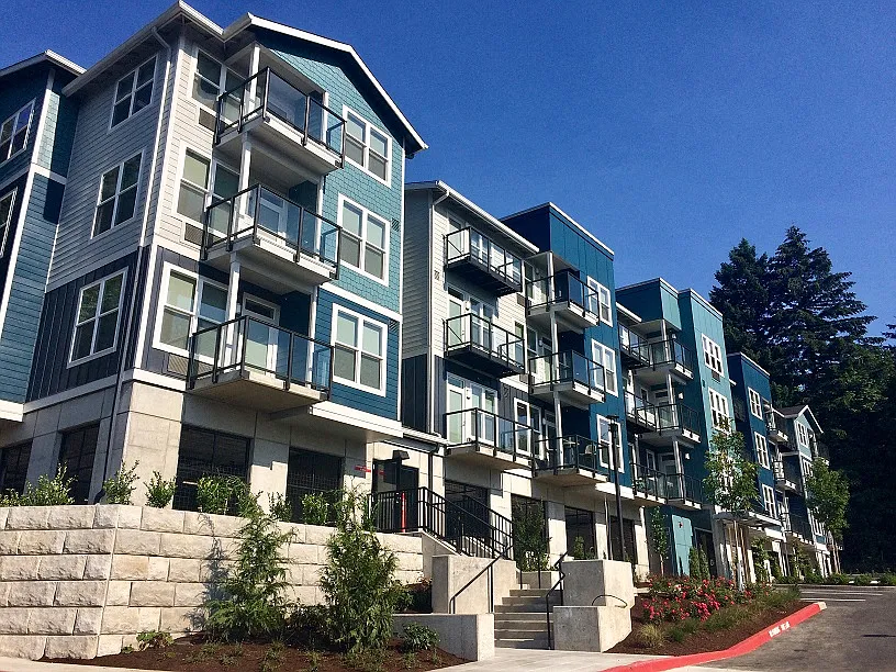 Commons at Sylvan Canyon Apartments — Photo 2