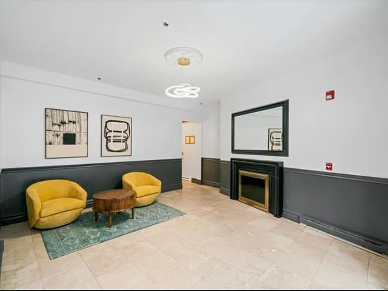 716 Madison St #106 — Photo 13