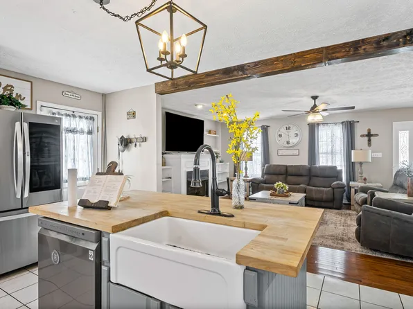 126 Flowers Rd, Crofton, KY 42217