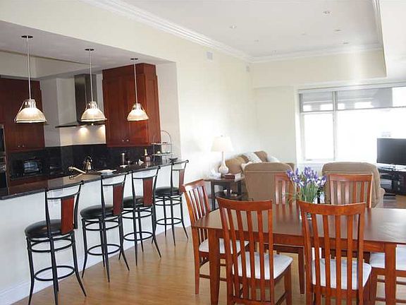 4th image of 341 Thames St Unit 308S