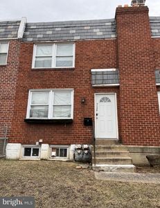 7130 Clinton Rd, Upper Darby, PA, 19082