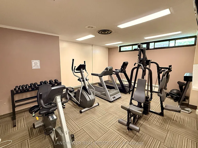350 Seneca Hill Dr #Penthouse 14 — Photo 25