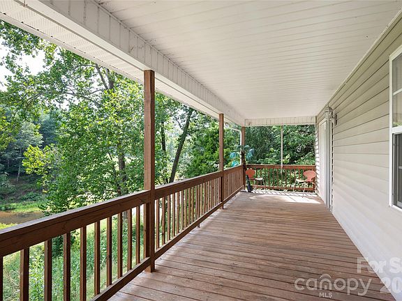 3rd image of 791 McKinney Rd