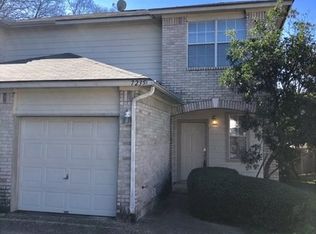 7235 Snowden Crst, San Antonio, TX 78240