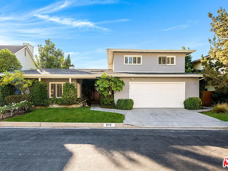 3115 Dona Susana Dr — Photo 2