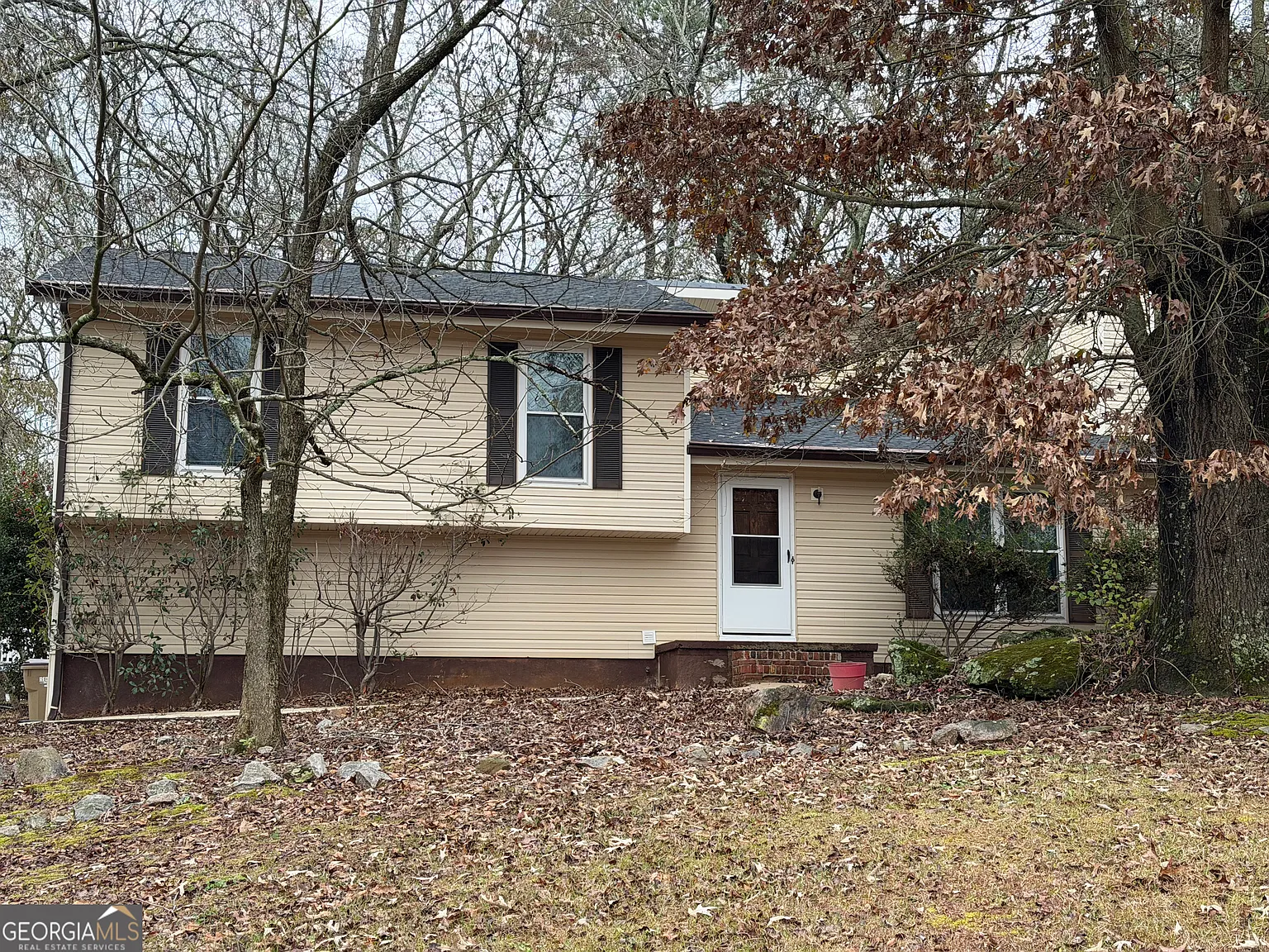 3403 Hidden Ln photo 1