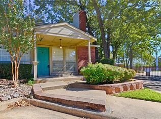 1473 Meadowood Village Dr, Fort Worth, TX 76120