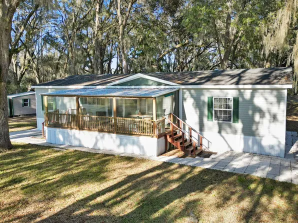 335 SW Dewey Ct, Fort White, FL 32038