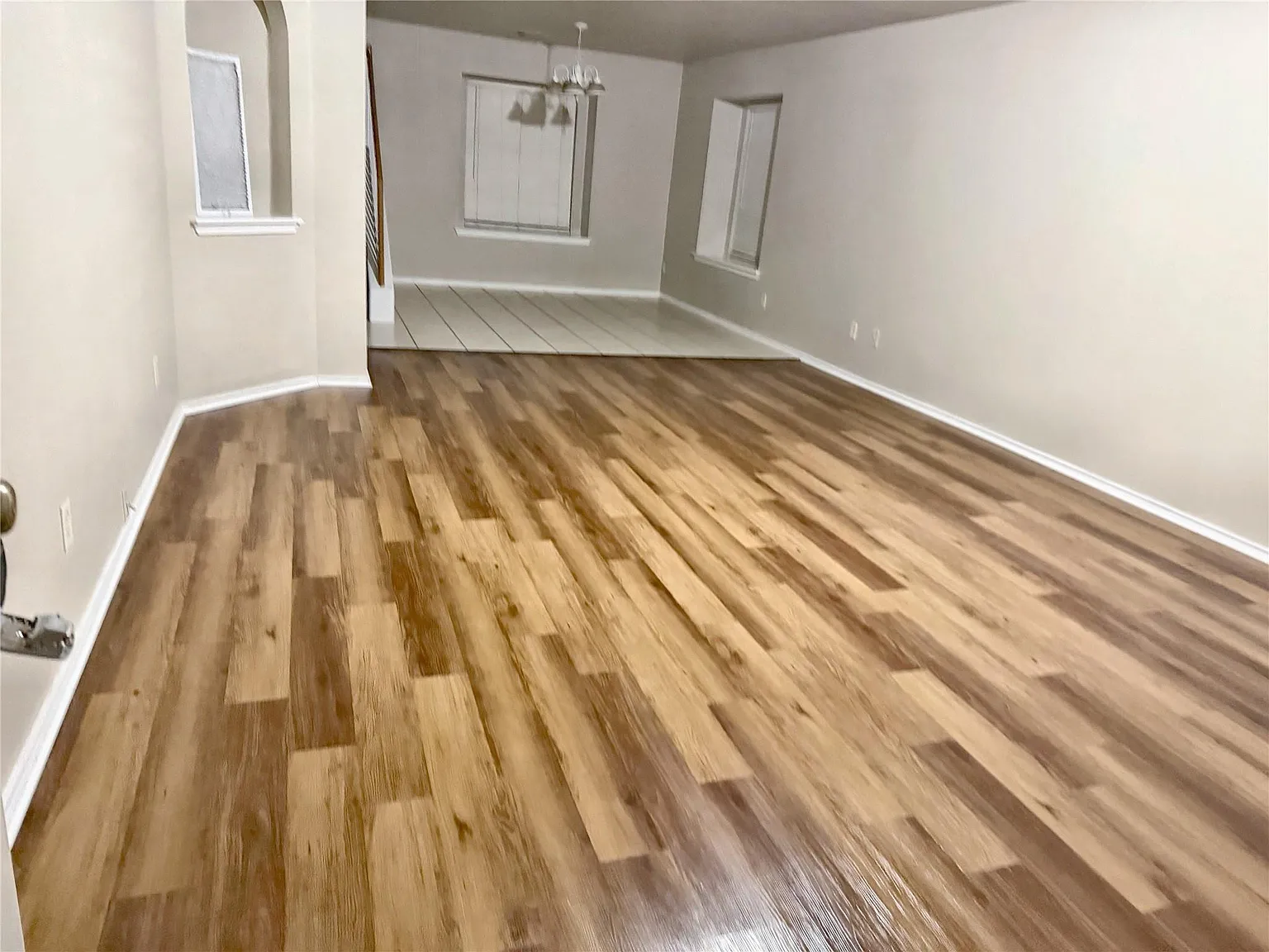 4 bed, 2.5 bath, 1989 sqft, $2,250 — Photo 3