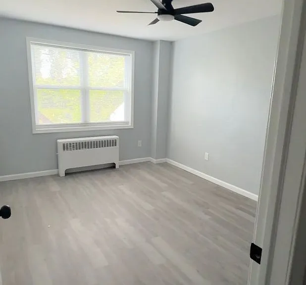2706 E Federal St — Photo 11