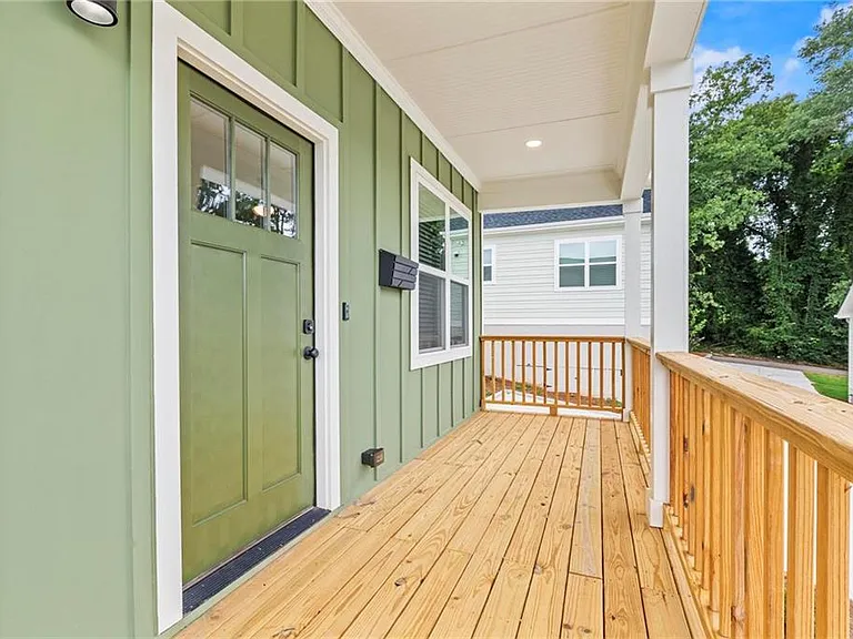 128 Hilltop Dr SW #A — Photo 4