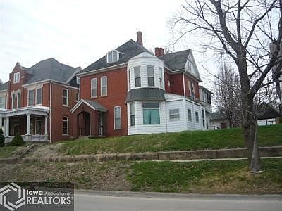 2nd image of 1011 Avenue E