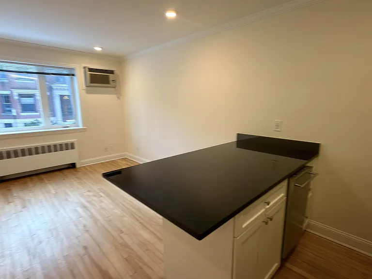 84 Saint Paul St #Z7 — Photo 8