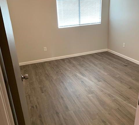 5th image of 1552 Sandalwood Dr