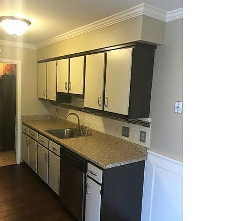 3rd image of 2067 Hidden Meadows Dr Unit D