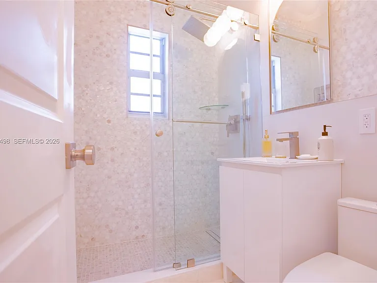1559 Meridian Ave #208 — Photo 10