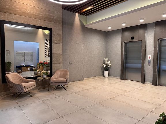 3rd image of Ciudadela De Santurce Torre 500 Piso #4