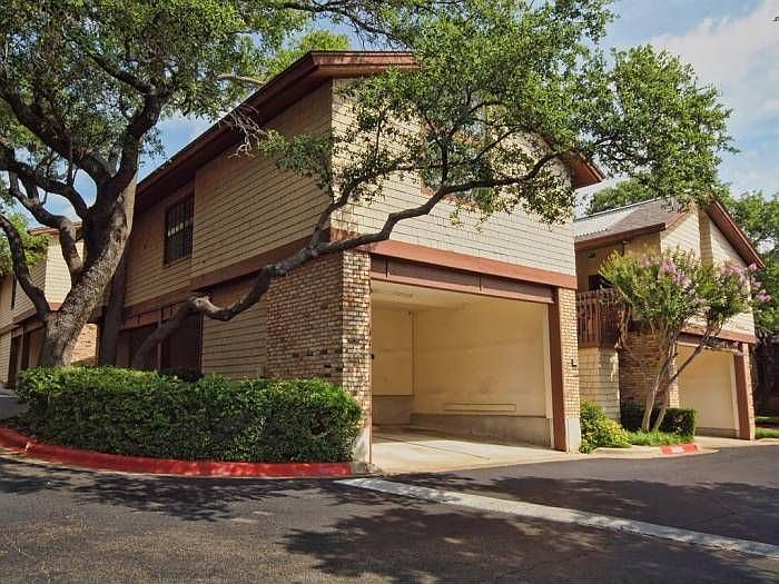 1st image of 7122 Wood Hollow Dr APT 25