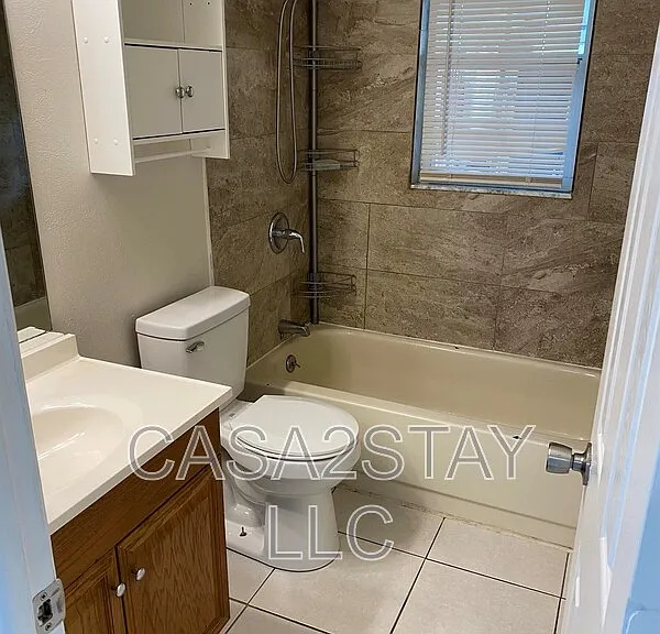 7624 Carrier Rd #3 — Photo 12
