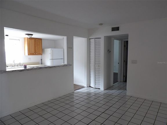 4th image of 3836 N LAKE DRIVE #119
