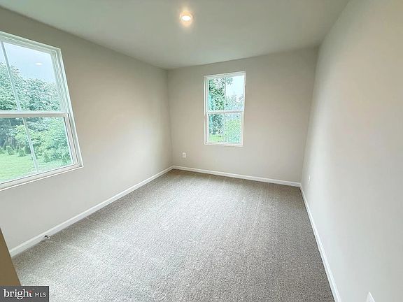 5th image of 622 Laurelwood Dr