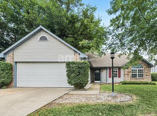 8956 Mallard Green Dr, Indianapolis, IN 46234