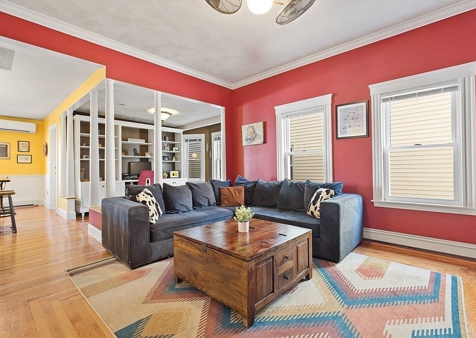 1st image of 17 Bonair St #A