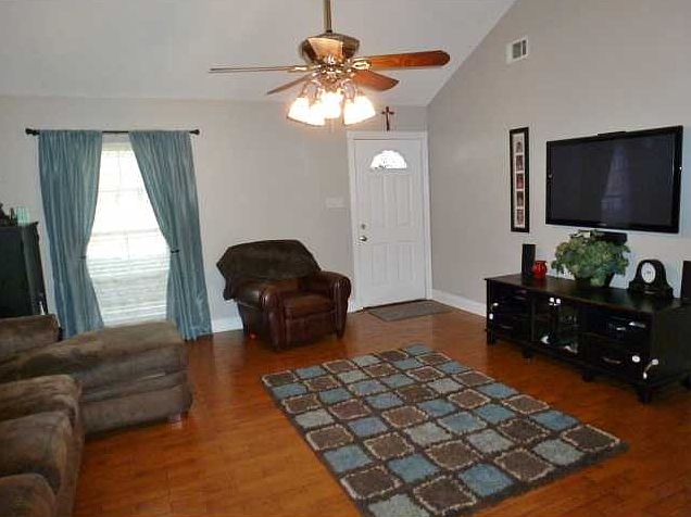 1st image of 200 River Village Dr
