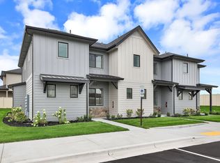 4059 S Lone Pine Way #C-103, Meridian, ID 83642