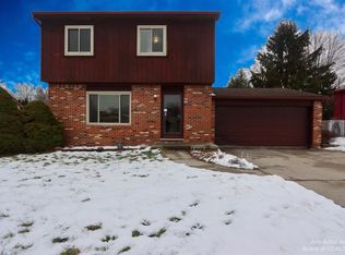 230 Wainwright St, Novi, MI 48377