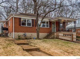 1621 Salem Hills Dr, Saint Louis, MO 63119